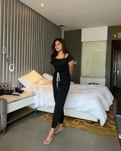 Call Girls Lakdikapool Cash On Delivery